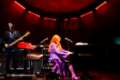 tori-amos-24-04-26-carre-capturedbyesmeralda-005