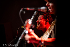 20251117-195248-Par-pa-fotografie-SamBettens-CatchingMusic-9512-1CM