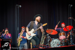 Nathaniel-Rateliff-The-Night-Sweats-at-DTRH2016-24_06_2016-03