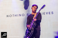 Nothing-But-Thieves-at-DTRH2016-26_06_2016-05