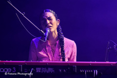 Olivia-Dean-Paradiso-06-04-2022-Fotono-Photography-008