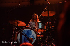 CourtneyBarnett-Paradiso-2022-Nonja-de-Roo_023