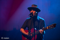 Gregory-Alan-Isakov-Take-Root-Spot-5-11-22-rezien-2