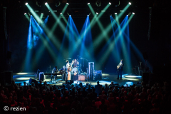 Kitty-Daisy-and-Lewis-Rhythm-and-Blues-Night-Spot-29-04-2023-rezien-5