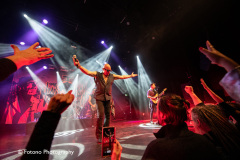 geoff-tate-06-11-23-podium-victorie-fotono-010