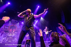geoff-tate-06-11-23-podium-victorie-fotono-015