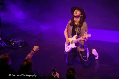 geoff-tate-06-11-23-podium-victorie-fotono-029