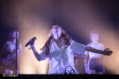 Froukje-Lowlands-2024-rezien-012
