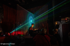 Dijf-Sanders-Gebouw-T-21042025-Inglourious-Fiction_03