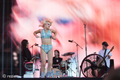 Amyl-and-the-Sniffers-vrijdag-DTRH25-rezien-003