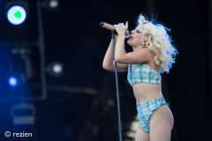 Amyl-and-the-Sniffers-vrijdag-DTRH25-rezien-010