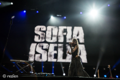 Sofia-Isella-Lowlands-zondag-2025-rezien-007