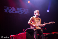 The-Tallest-Man-on-Earth-Take-Root-01-11-2025-Spot-rezien-5