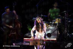 Julia-Holter-16