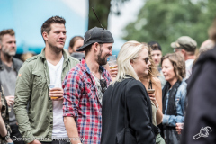 Sfeer-zondag-nirwana-tuinfeest-denise-amber_001