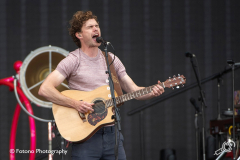 vance-joy-malieveld-2019-fotono-008