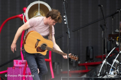 vance-joy-malieveld-2019-fotono-009
