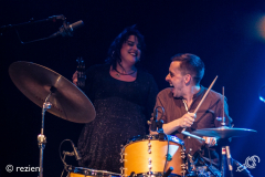rbnight-Hannah-Williams_and-the-Affirmations-Oosterpoort-28-04-2018-rezien-16-of-16