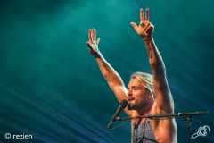 Xavier-Rudd-Oosterpoort-27-06-2017-rezien-18-of-26