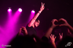 Yungblud-Vera-12-01-2019-rezien-16
